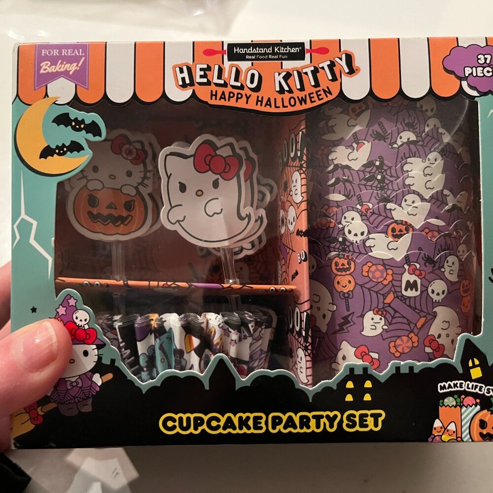 Hello Kitty Halloween cupake‎ party set (new) (hol/x)
